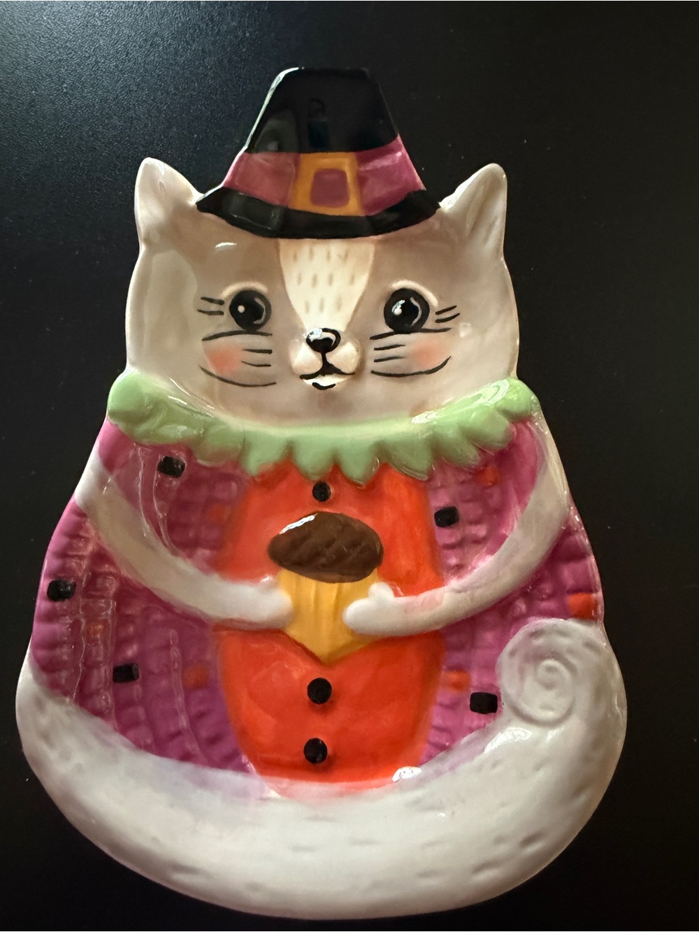 New Johanna Parker Fall Thanksgiving Squirrel Pilgrim Hat Ceramic Spoon Rest Nut
